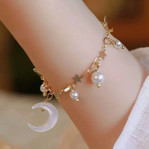 ในไทย สร้อยข้อมือจี้รูปดาวเสี้ยวสามารถปรับได้สไตล์เกาหลีการออกแบบบุคลิกภาพเครื่องประดับสําหรับผู้หญิง.COD - Image 3